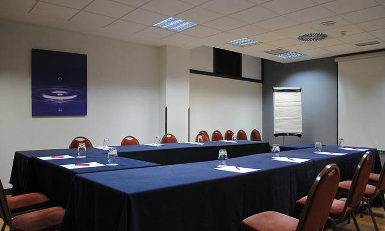 Sala A Hotel ILUNION Romareda Zaragoza Sala A Hotel ILUNION Romareda Zaragoza
