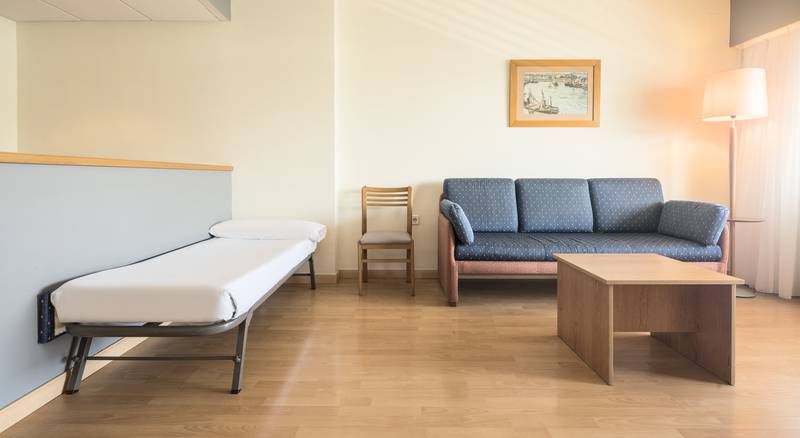  Hotel ILUNION Romareda Zaragoza